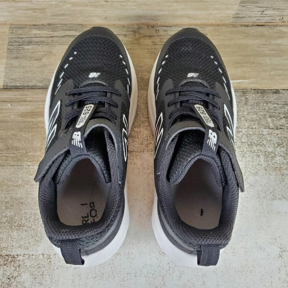 New Balance Fresh Foam 625 Bungee Kids Shoes Sz 1.5 M Black Blue Lace Up Sneaker